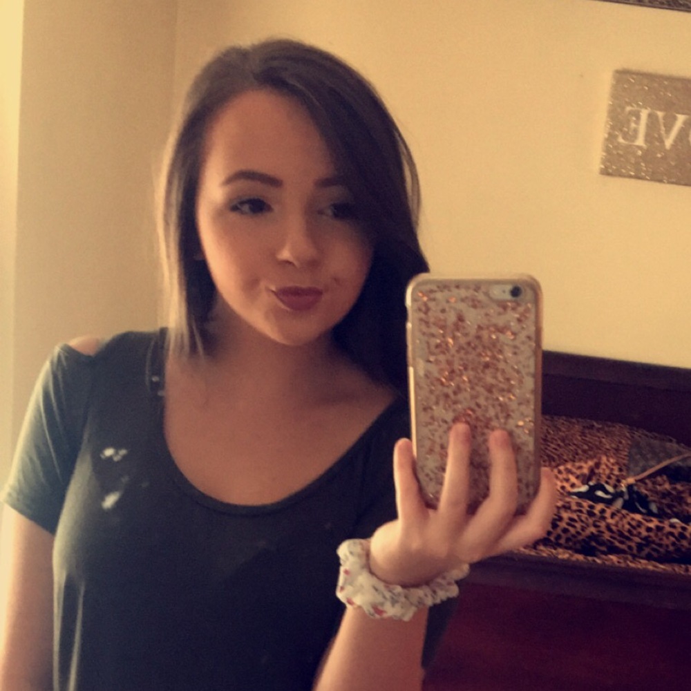 Meet your Posher, Savannah